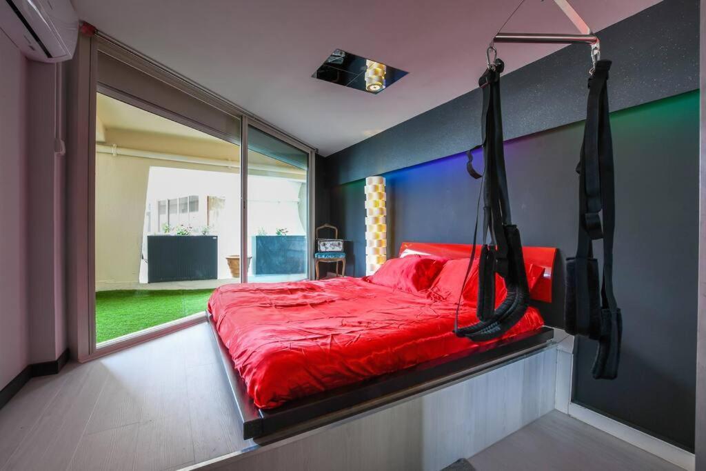 Le Cherubite: Entre Erotisme Et Baroque #Sexroom #Bdsm La Grande-Motte Exterior photo