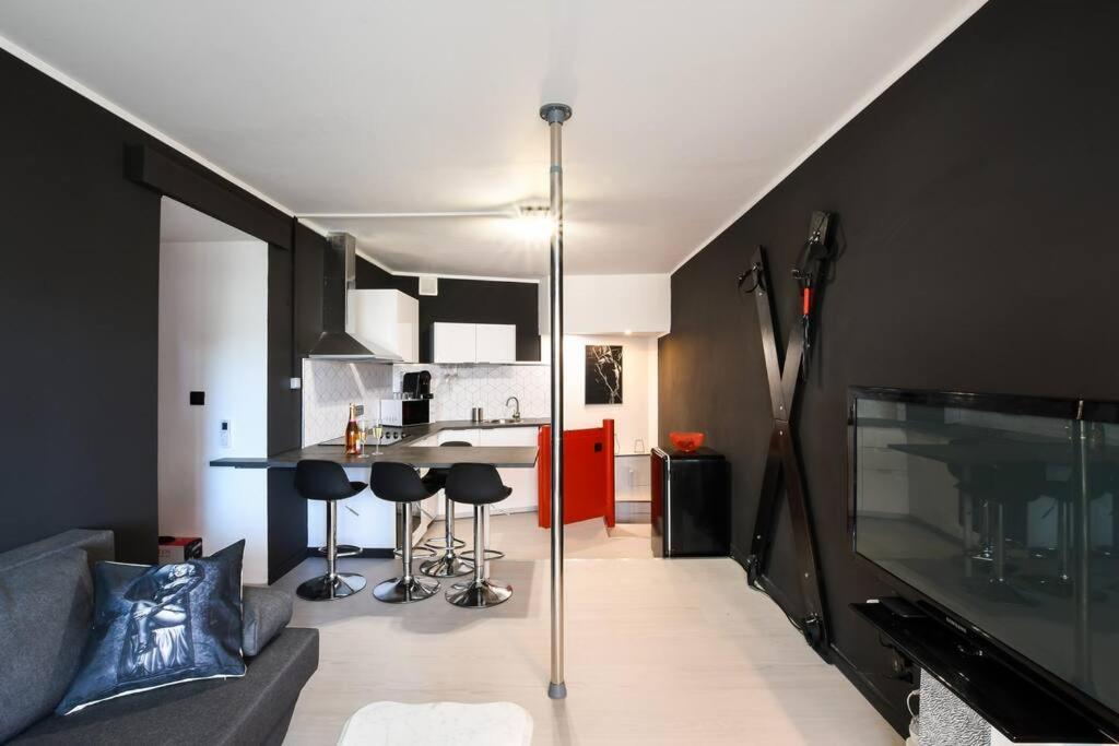 Le Cherubite: Entre Erotisme Et Baroque #Sexroom #Bdsm La Grande-Motte Exterior photo